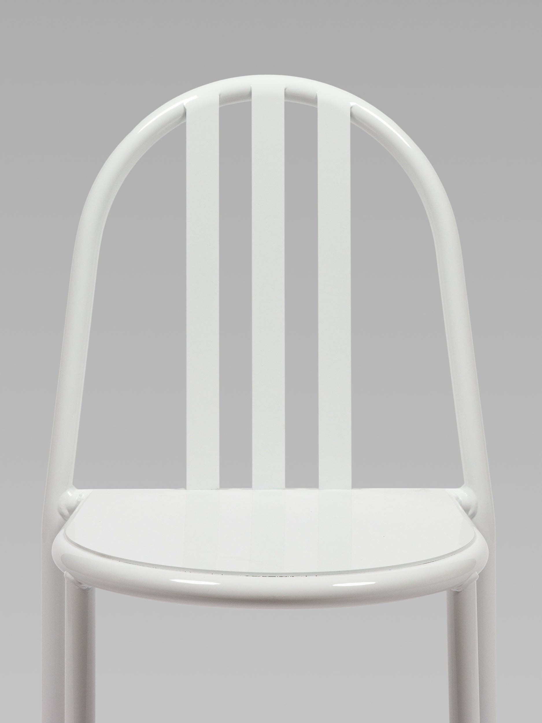 椅子 njm The Official Model 222 Chair by Robert Mallet Stevens - White – Bi